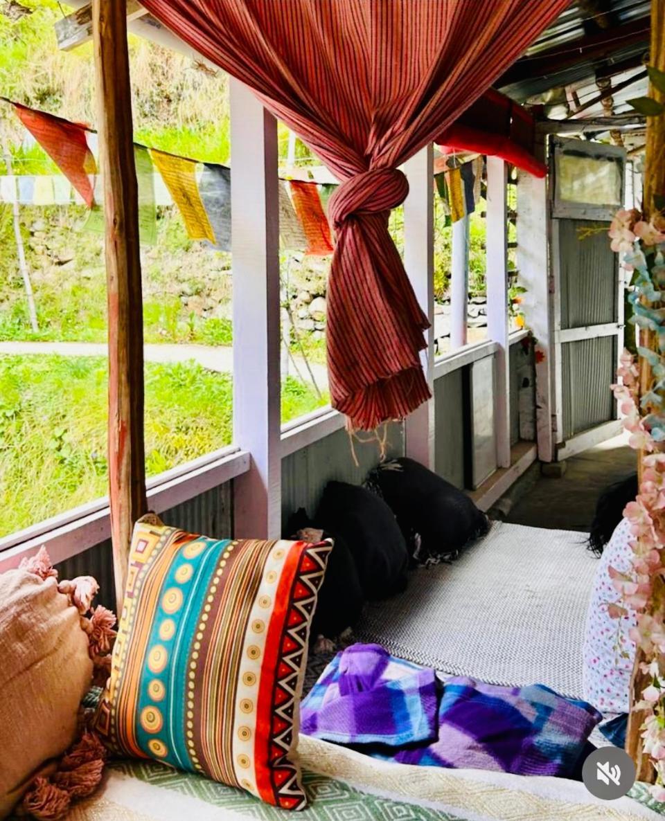 Hostel 360 Degree, Jibhi Eksteriør billede