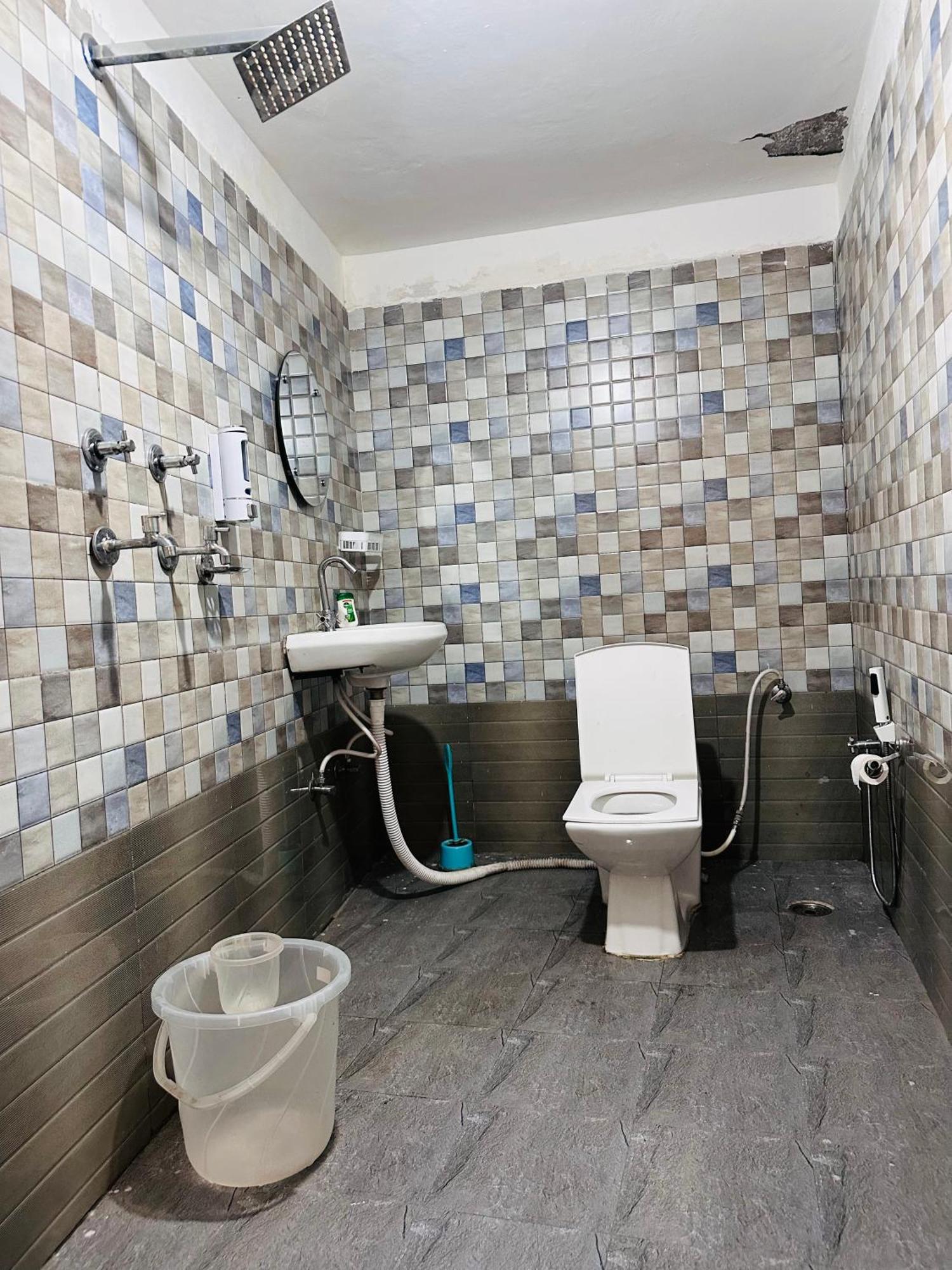 Hostel 360 Degree, Jibhi Eksteriør billede